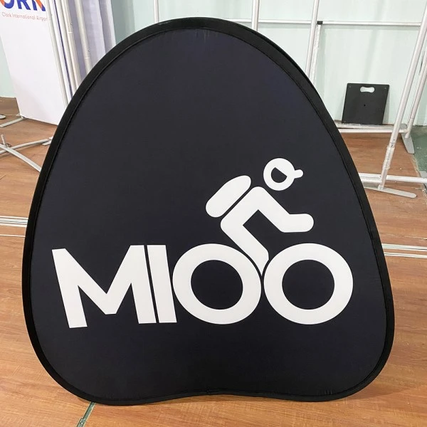 Trekant pop op banner